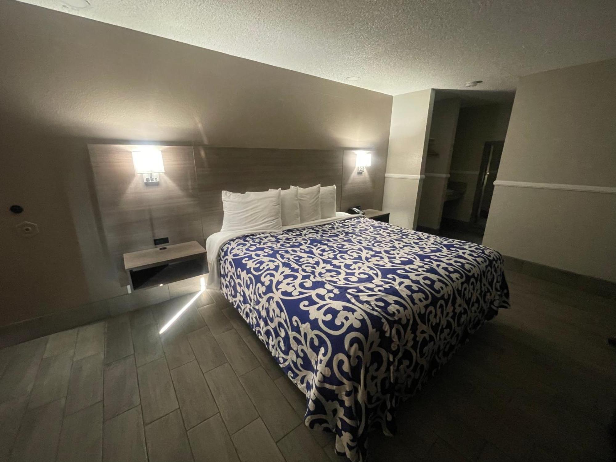 Simplestay Suites - Downtown Сан-Бернардіно Екстер'єр фото